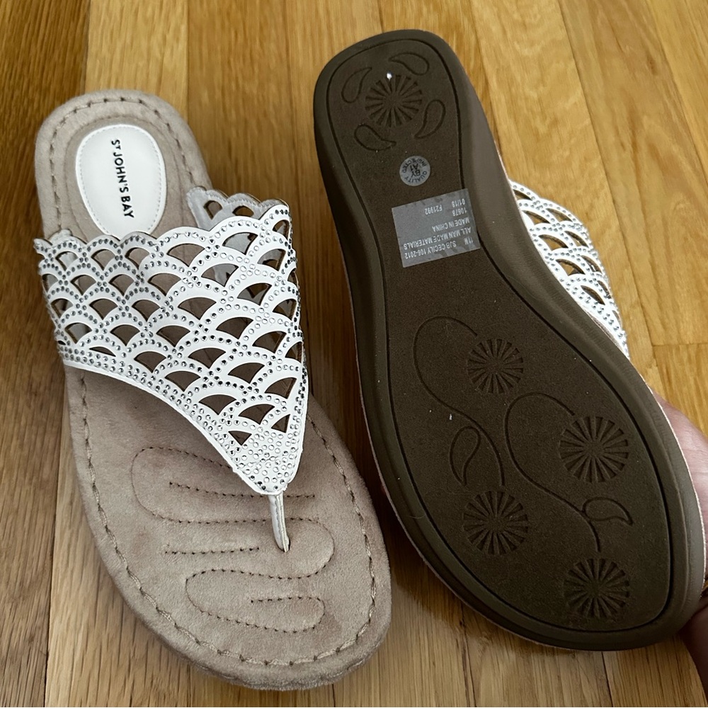white St. John’s Bay wedges/sandals! - Picture 3 of 5